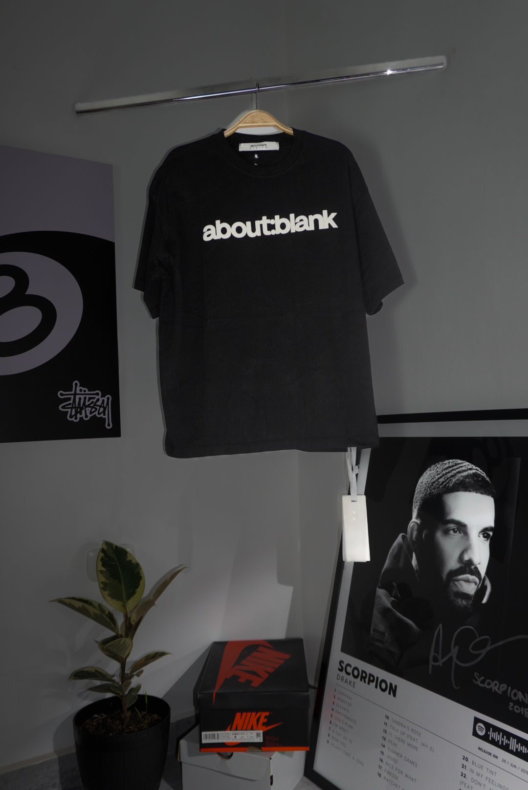 About:blank (M)