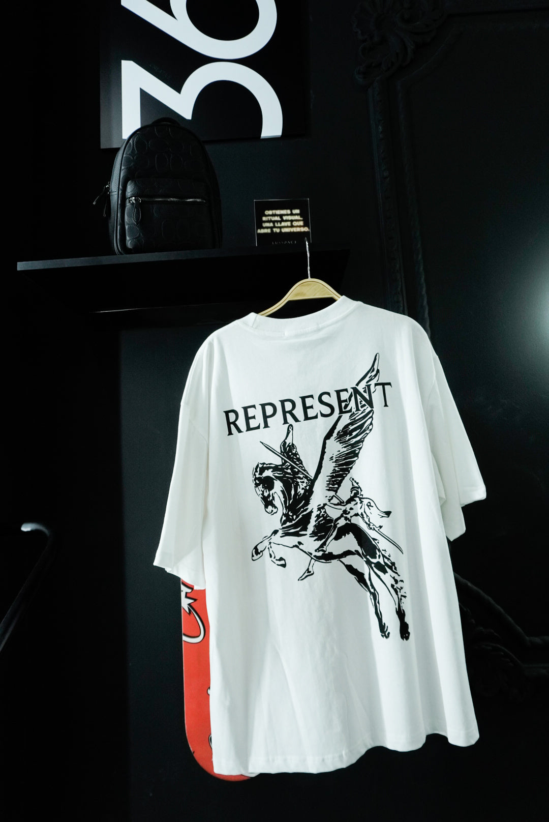 Represent Mascot (XL)