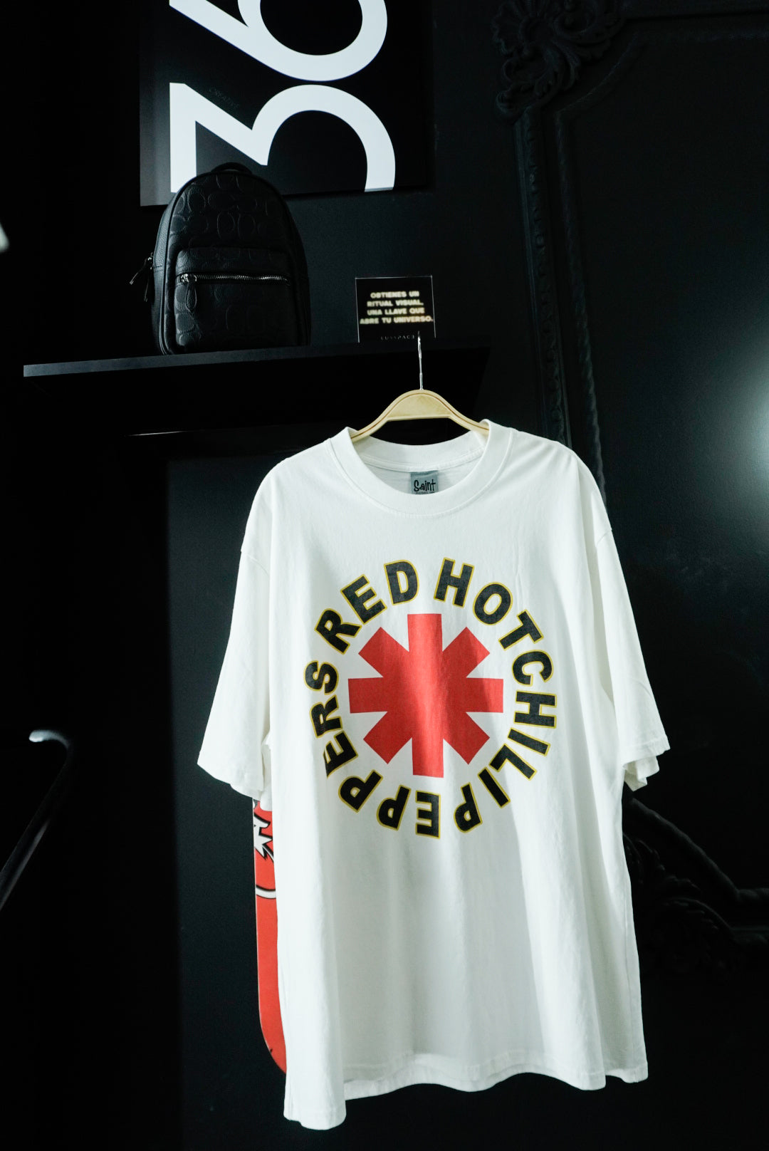 Saint Red Hot (XL)