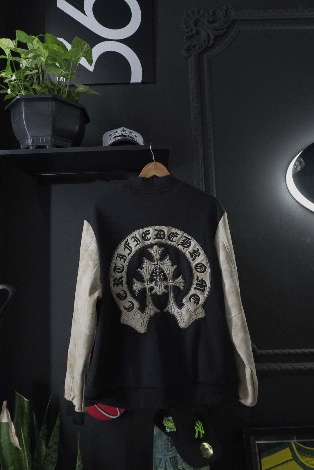 Chrome Hearts (L)