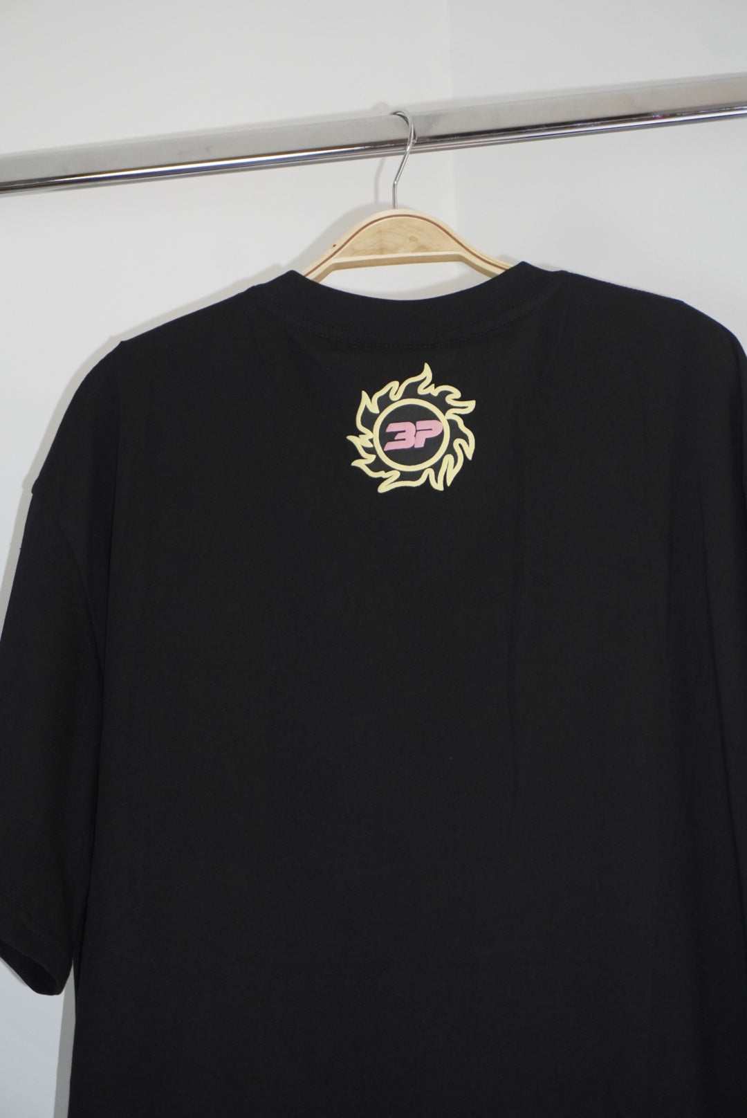 Broken (M-XL)