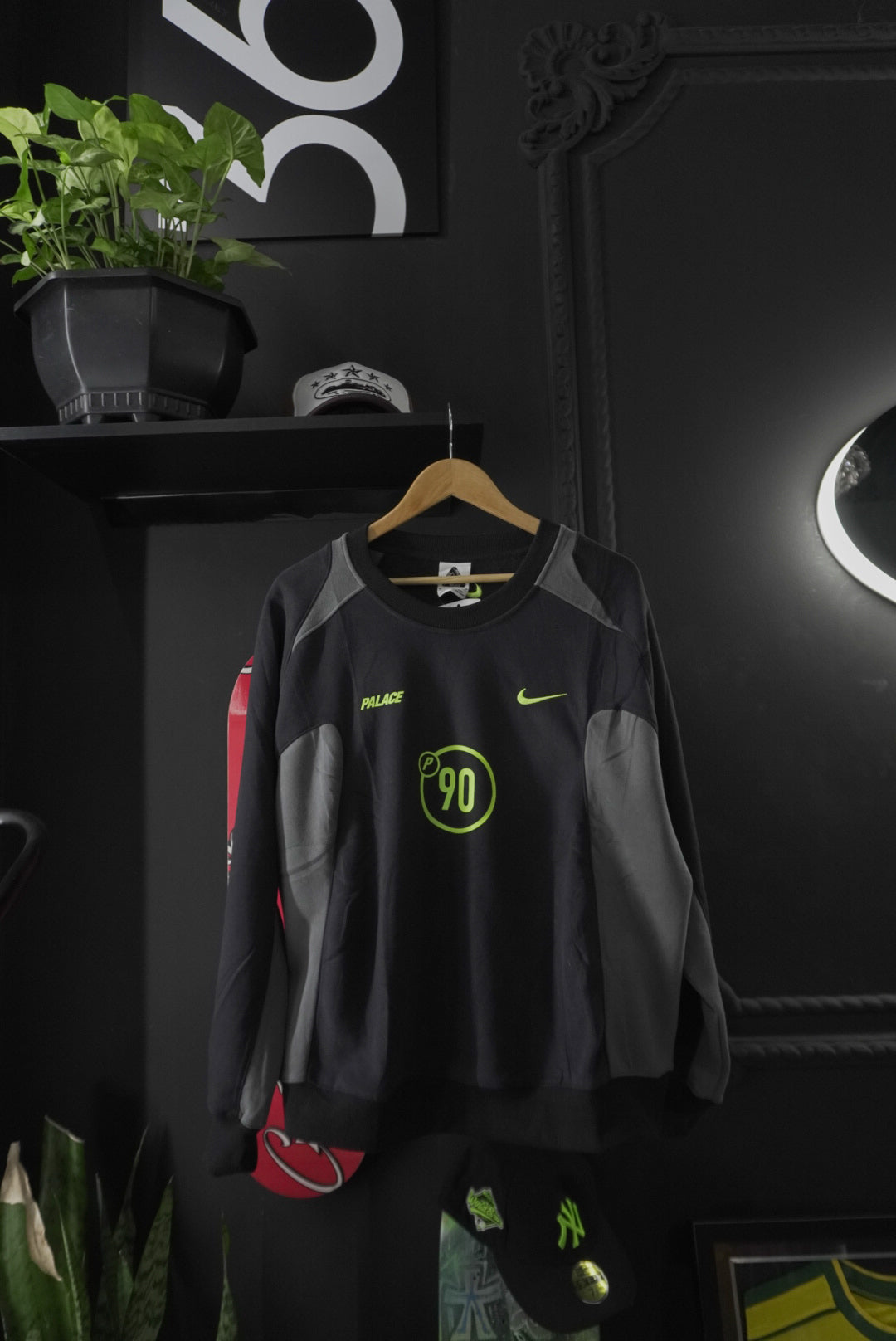 Nike x Palace (M)