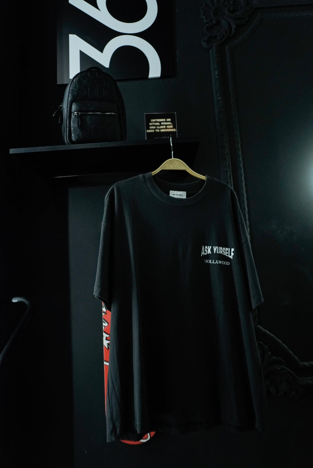 Askyurself Hollywood (L)