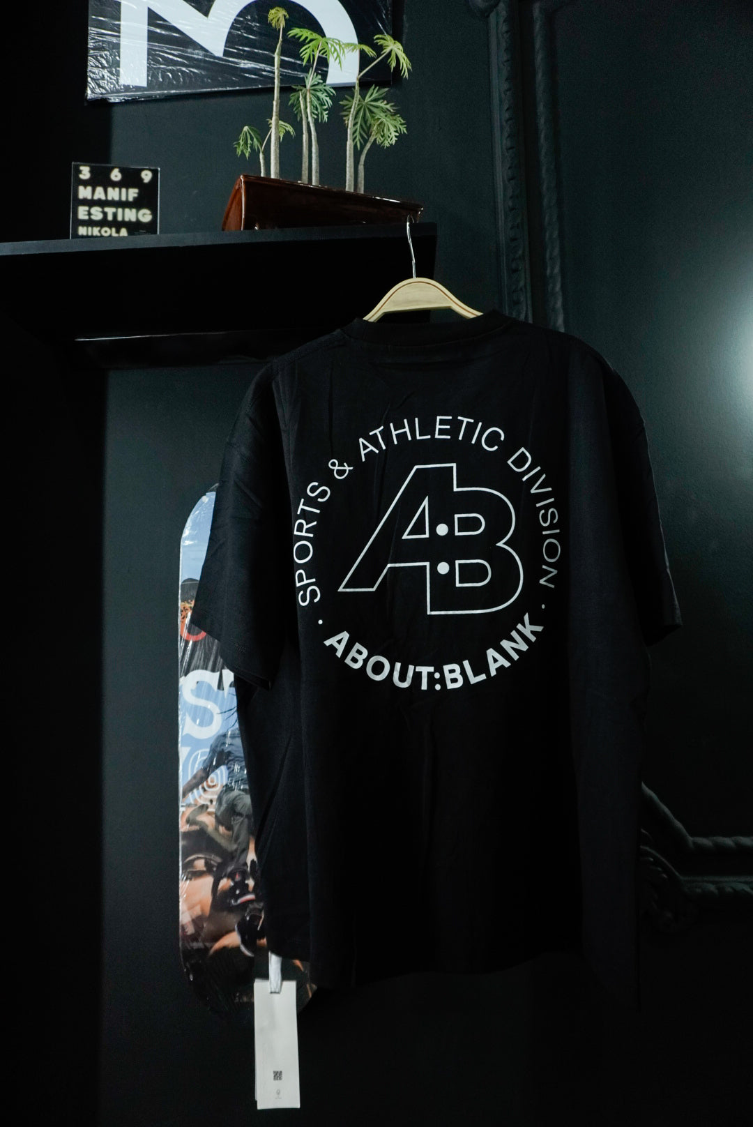 Sports & Athletic (L)