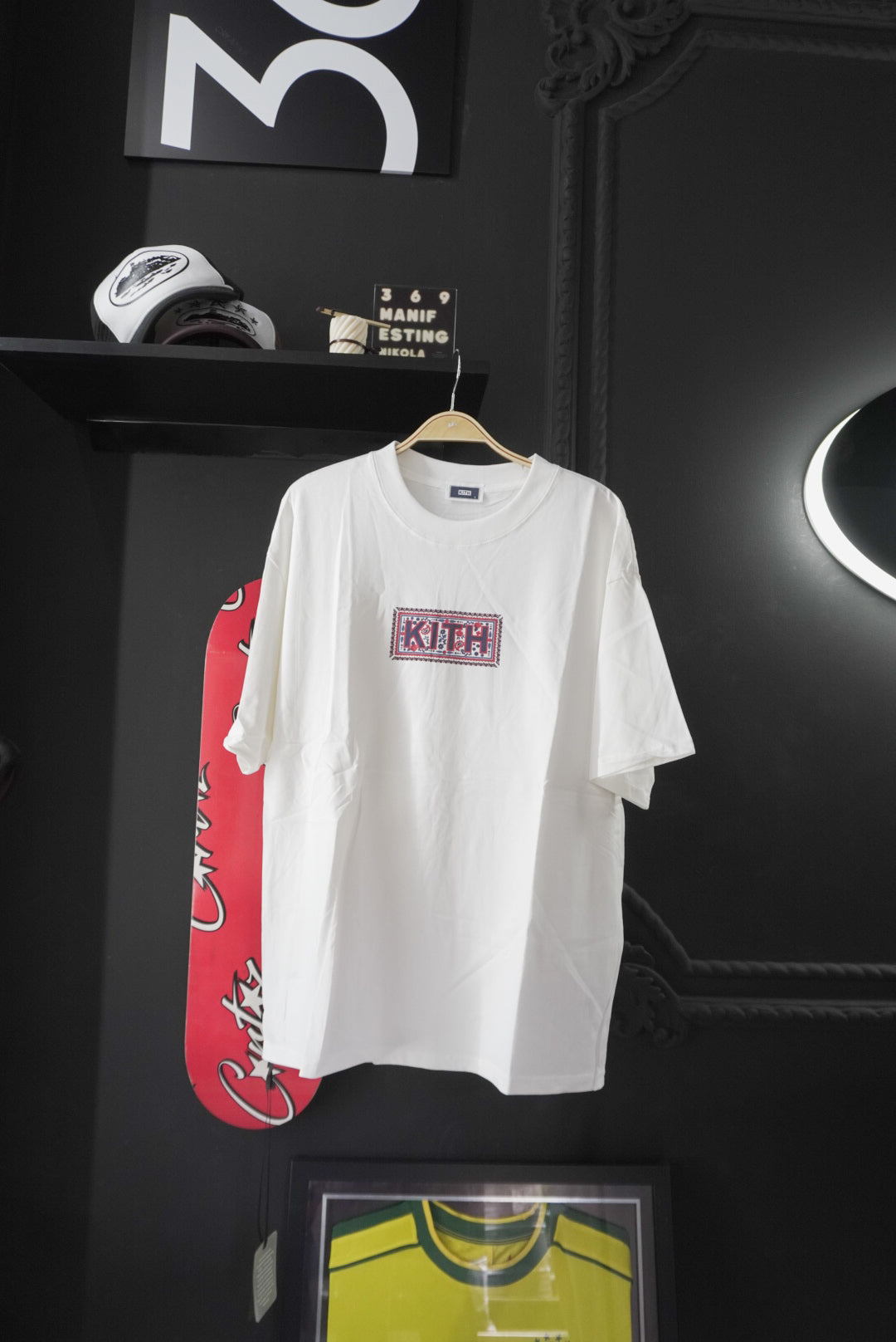 Kith Needlepoint (L)