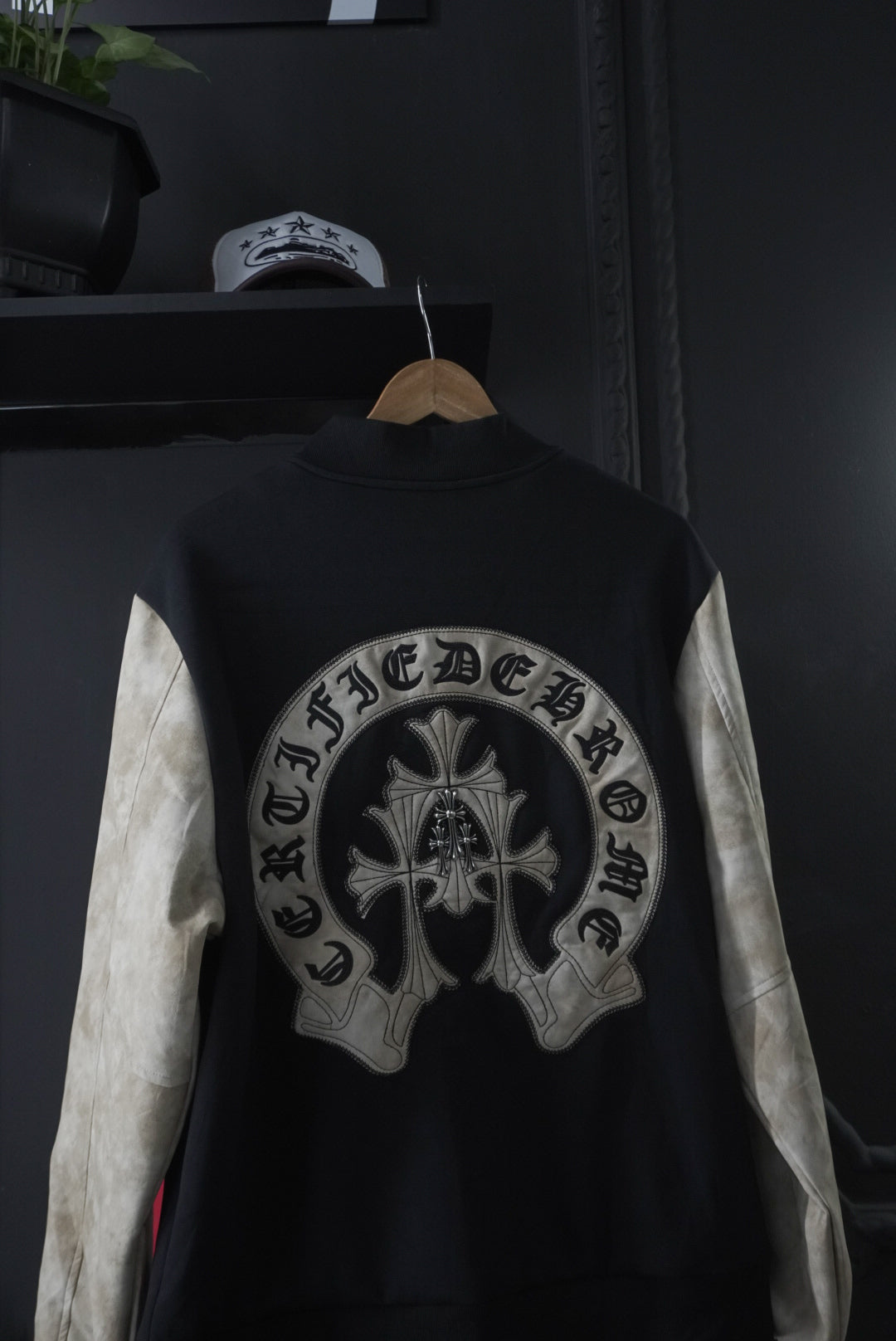 Chrome Hearts (L)