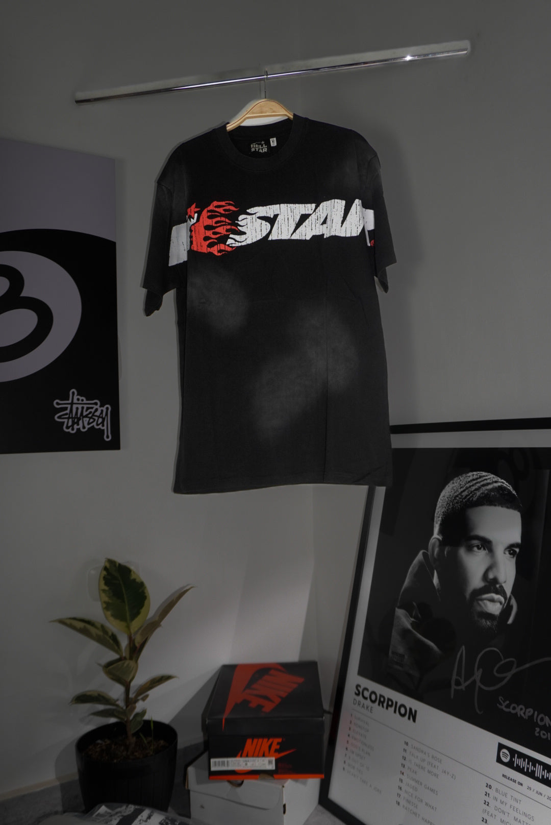 Hellstar Studios (XL)