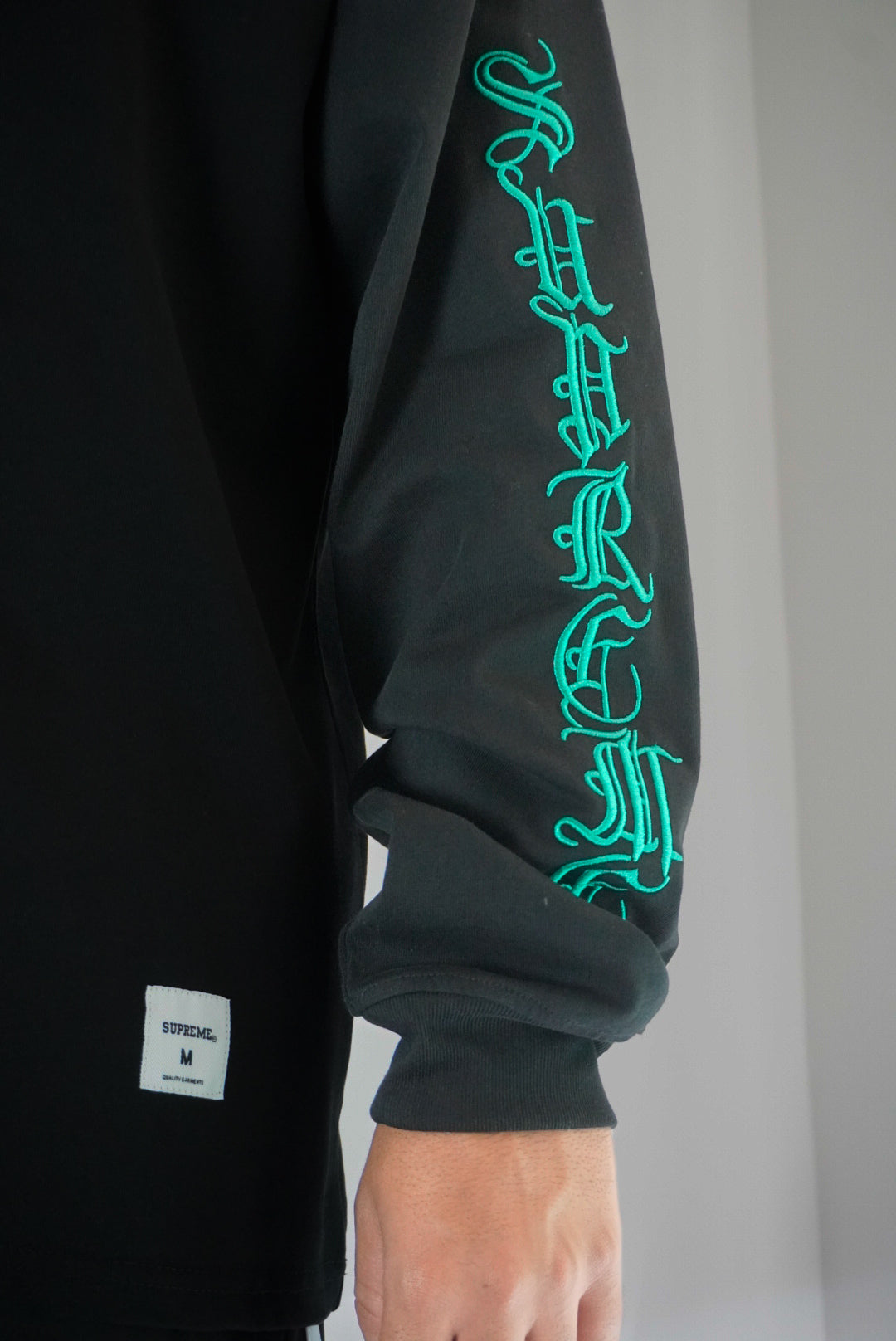 Supreme Basic (M)