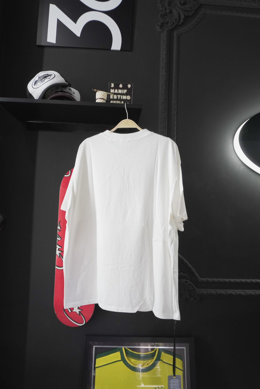 Kith Needlepoint (L)